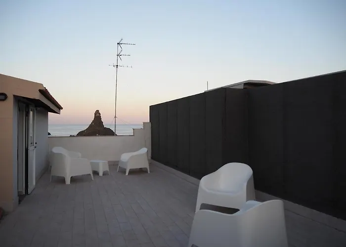 Le Omeriche Dimore Di * Aci Trezza