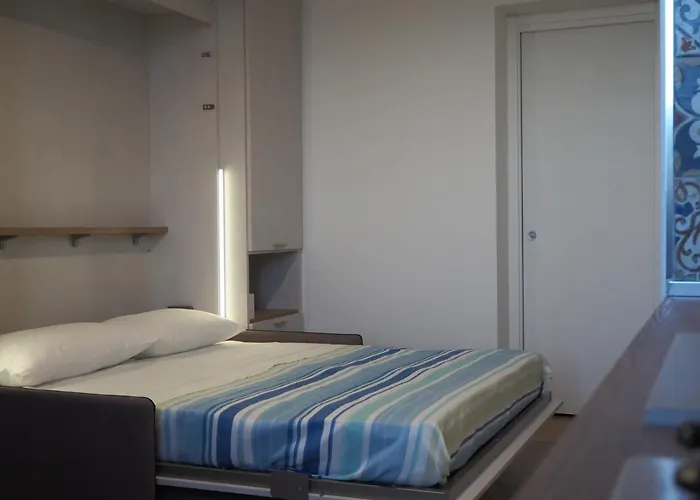 Le Omeriche Dimore Di Ачитрецца